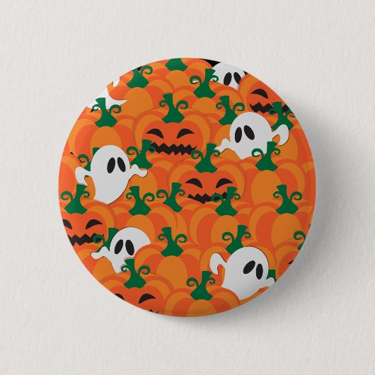 ハロウィーンの幽霊の不気味なカボチャ畑 缶バッジ (正面)