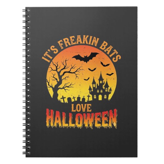 ハロウィーンの幽霊城のデザインがコウモリ好き ノートブック (正面)
