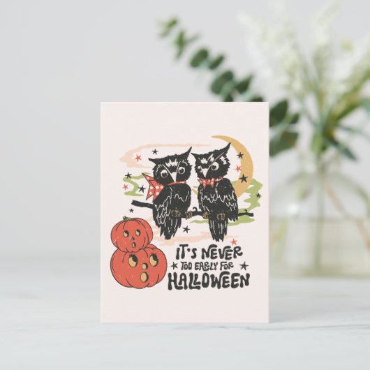ハロウィーンの時間が早すぎることはない ポストカード (スタンド正面)