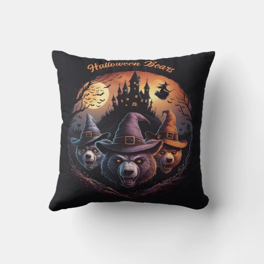 ハロウィーンの熊が不気味な月の下に呪文を投げ込む クッション (裏面)