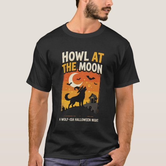 ハロウィーンの犬の月の遠吠え Tシャツ (正面)