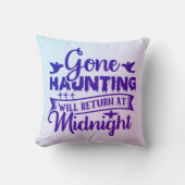 ハロウィーンの真夜中に忘れ去られて クッション (正面)