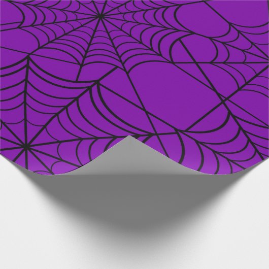 ハロウィーンの紫のクモの巣 ラッピングペーパー (角)