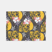 ハロウィーンの継ぎ目のないカラフルと怖い模様 フリースブランケット (正面(横))