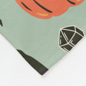 ハロウィーンの継ぎ目のない模様(魔女帽、カボチャ) フリースブランケット (角)