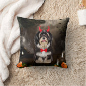 ハロウィーンの衣装を着たハバニーズの犬 クッション (ブランケット)