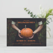 ハロウィーンの衣装パーティー。カボチャ.黒いティーン 招待状 (スタンド正面)