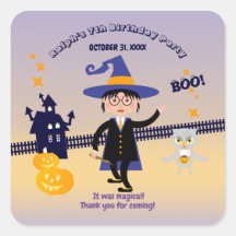 ハロウィーンの衣装ボーイのウィザード誕生日パーティー