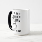 ハロウィーンの衣装：本当に猫 モーフィングマグカップ (正面左)