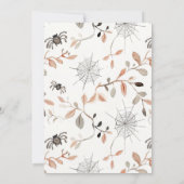 ハロウィーンの赤ちゃんお洒落シャワーをスプックするには可愛すぎる 招待状 (裏面)