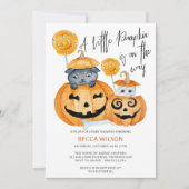 ハロウィーンの赤ちゃんシャワーの途中の小さなかぼちゃ 招待状 (正面)