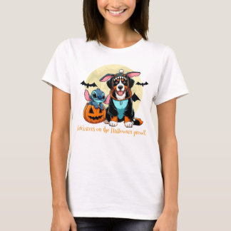ハロウィーンの遠吠えの上にトリクスターズ! Tシャツ