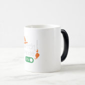 ハロウィーンの魔女モードオン モーフィングマグカップ (正面右)