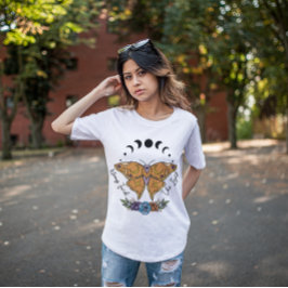 ハロウィーンは常に明るい天の蝶を見つける Tシャツ