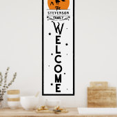 ハロウィーンへようこそ |ファミリ名ドアの長さ ポスター (キッチン)