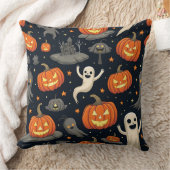 ハロウィーンをテーマにした枕。 クッション (ブランケット)