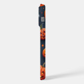 ハロウィーンをテーマにしたiPhone15 Pro Maxスリムフィットケース iPhoneケース (左側面)