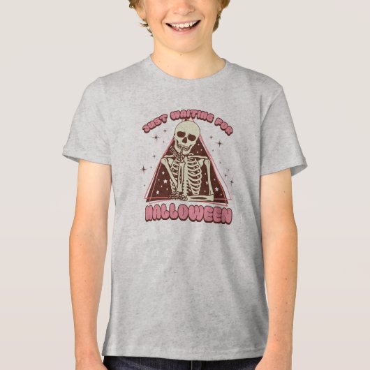 ハロウィーンを待っている トライブレンドTシャツ (正面)