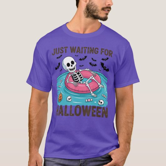 ハロウィーンを待つスケルトンの夏 Tシャツ (正面)