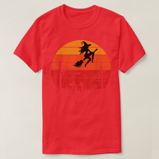 ハロウィーンウィッチクラフト魔女ブルーム不気味墓地 Tシャツ (デザイン正面)