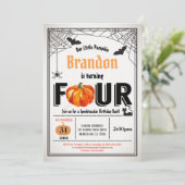 ハロウィーンカボチャの4歳の誕生日パーティー 招待状 (スタンド正面)