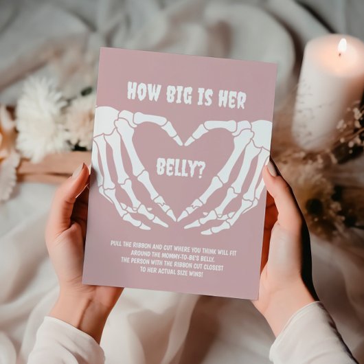 ハロウィーンガールの赤ちゃんシャワーどのように彼女の腹は大きい ポスター