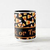 ハロウィーンキャンディーパターン、おもしろいキャンディーコーン菓子 マグカップ (中央)