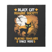 ハロウィーンギフト |家族連れの人間社会 ノートパッド (正面)