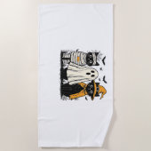 ハロウィーンコスチュームの黒猫 – 幽霊、魔女、 ビーチタオル (正面)