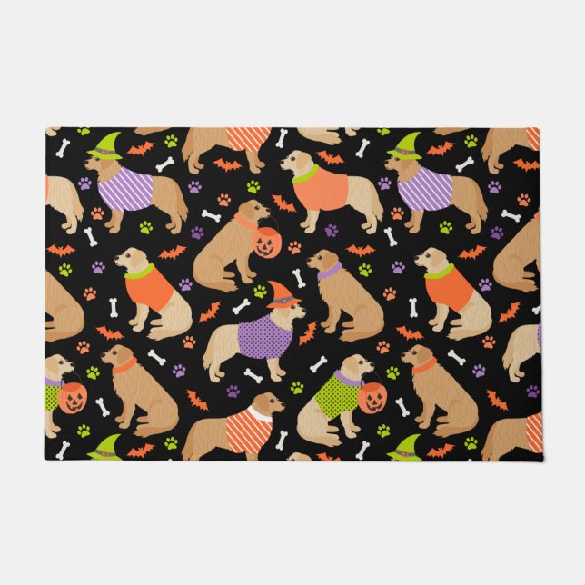 ハロウィーンゴールデンレトリエバーのフォーマット ドアマット (正面)