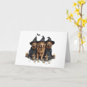 ハロウィーンゴールデンレトリエバードッグスハロウィーンのカボチャのちょうちん カード (黄色い花)