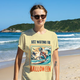 ハロウィーンサーフィンスケルトンを待つ Tシャツ