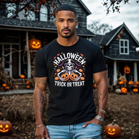 ハロウィーンスケルトンサッカー選手のトリックまたはトリート Tシャツ