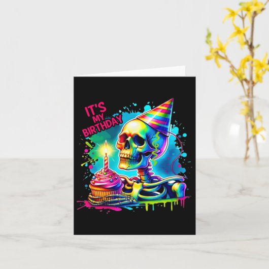ハロウィーンスケルトン私の誕生日衣装パーティー カード (黄色い花)