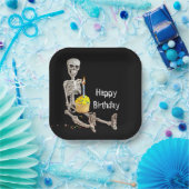 ハロウィーンスケルトン誕生日オンブラック ペーパープレート (パーティー)