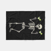 ハロウィーンスケルトン飲むマルガリータテール フリースブランケット (正面(横))