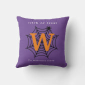 ハロウィーンスパイダーウェブトリックまたはトリートモノグラム クッション (裏面)