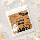 ハロウィーンスポキーワンファースト誕生日パーティー フェイバーバッグ (クリップ留めされた状態)