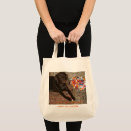 ハロウィーンチョコレートラブラドールドッグと甘歯 トートバッグ