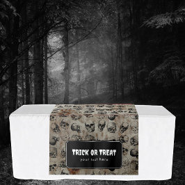 ハロウィーンテーブルのバナつるーをトリックまたは処理 タペストリー