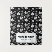 ハロウィーンテーブルのバナつるーをトリックまたは処理 タペストリー (正面)