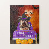 ハロウィーントラックのヨークシャーテリアードッグ ジグソーパズル (縦)