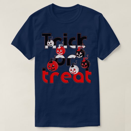 ハロウィーントリックまたはキャンディ不気味コスチュームブー Tシャツ (デザイン正面)