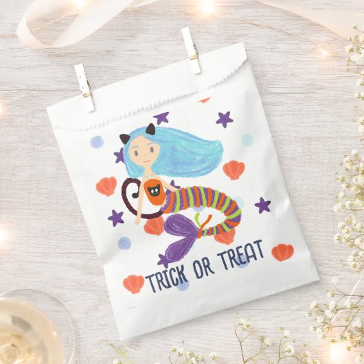 ハロウィーントリックまたはトリートパステルマーメイドキャット フェイバーバッグ (クリップ留めされた状態)