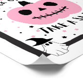 ハロウィーントリックまたはトリート甘いピンクのカボチャを取る ポスター (角)