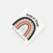 ハロウィーントリックまたはレインボーこうもりの治療パーソナライズされた スタンダードカクテルナプキン (角)