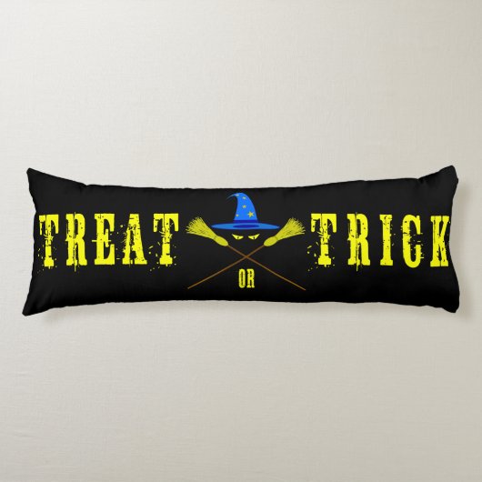 ハロウィーントリートまたはトリック ボディピロー (正面)