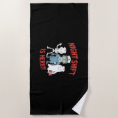 ハロウィーンナースおもしろい幽霊スケルトンゾンビエッセント ビーチタオル (正面)