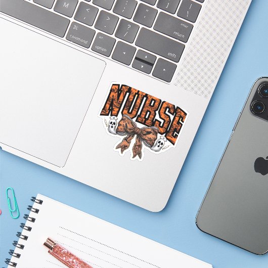 ハロウィーンナースコケ不気味ックラシッククボウTシェル シール (ノートパソコンとiPhone)