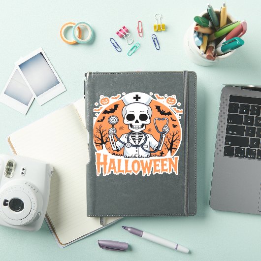 ハロウィーンナーススケルトン必須Tシャツ_1 シール (iPadカバー)